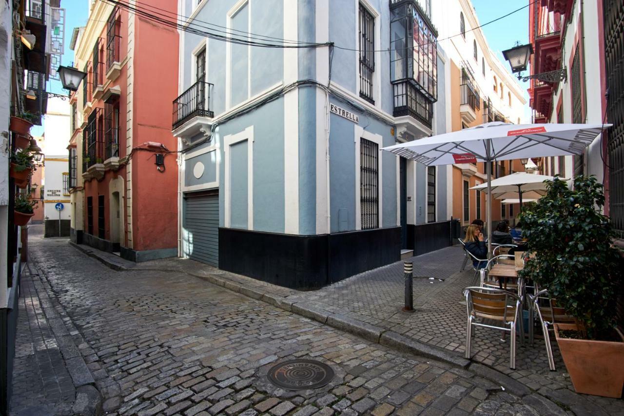 Pajaritos Palace By Valcambre Seville Exterior photo