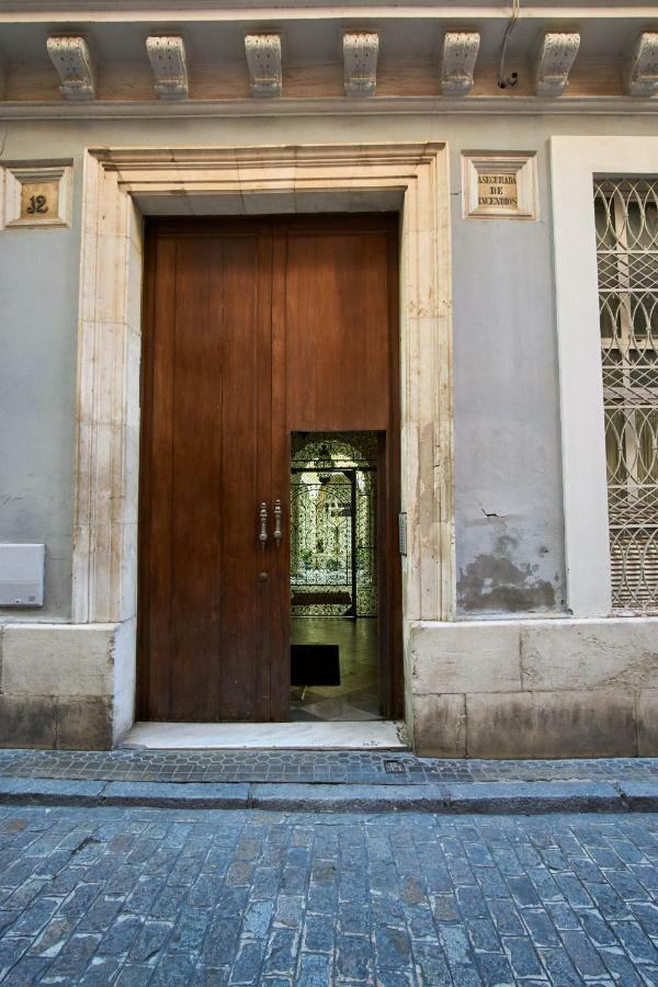 Pajaritos Palace By Valcambre Seville Exterior photo
